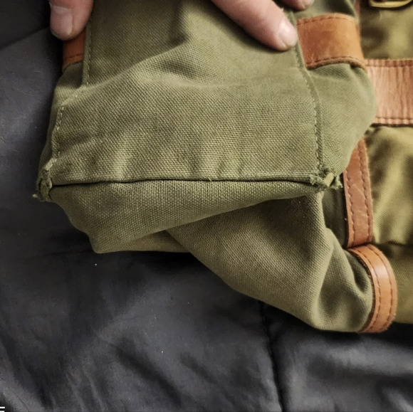 SWORD AND PLOUGH Messenger Bag Unisex - Picture 3 of 10